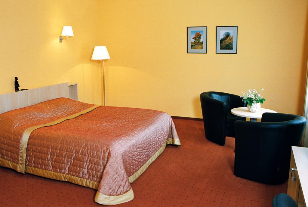 Hotel Senas Namas Alytus Kültér fotó